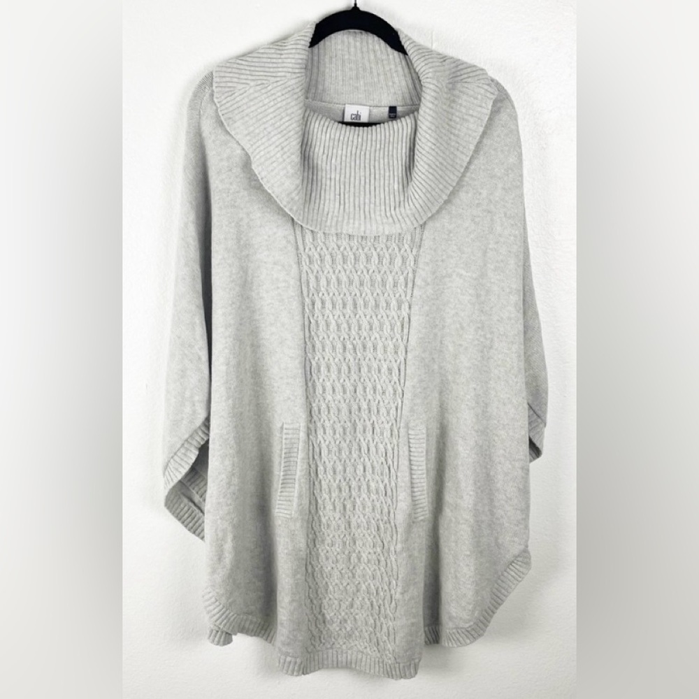 CAbi Soft And Cozy Cable Knit Light Gray Women's Poncho Sweater-size Xs - Picture 8 of 8